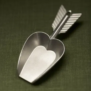 Heart Flour Scoop by Beehive