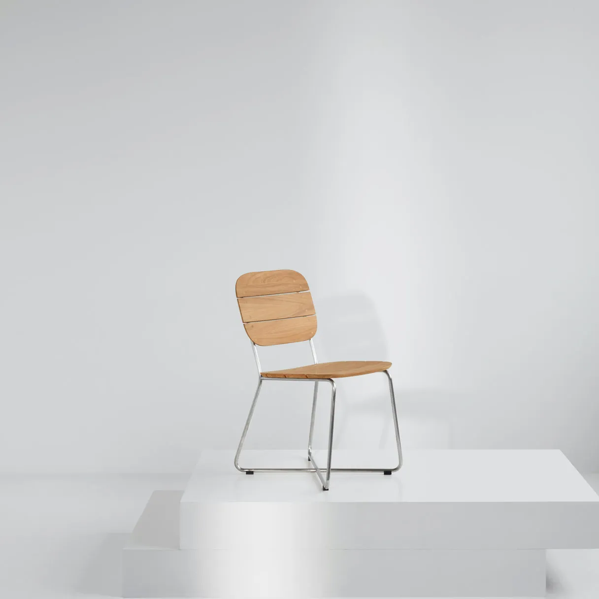 Lilium Chair